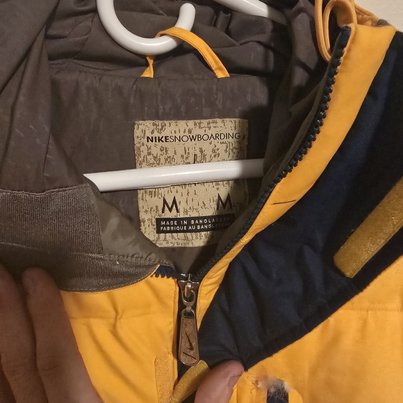Nike snowboard jacket - Picture 4 of 5